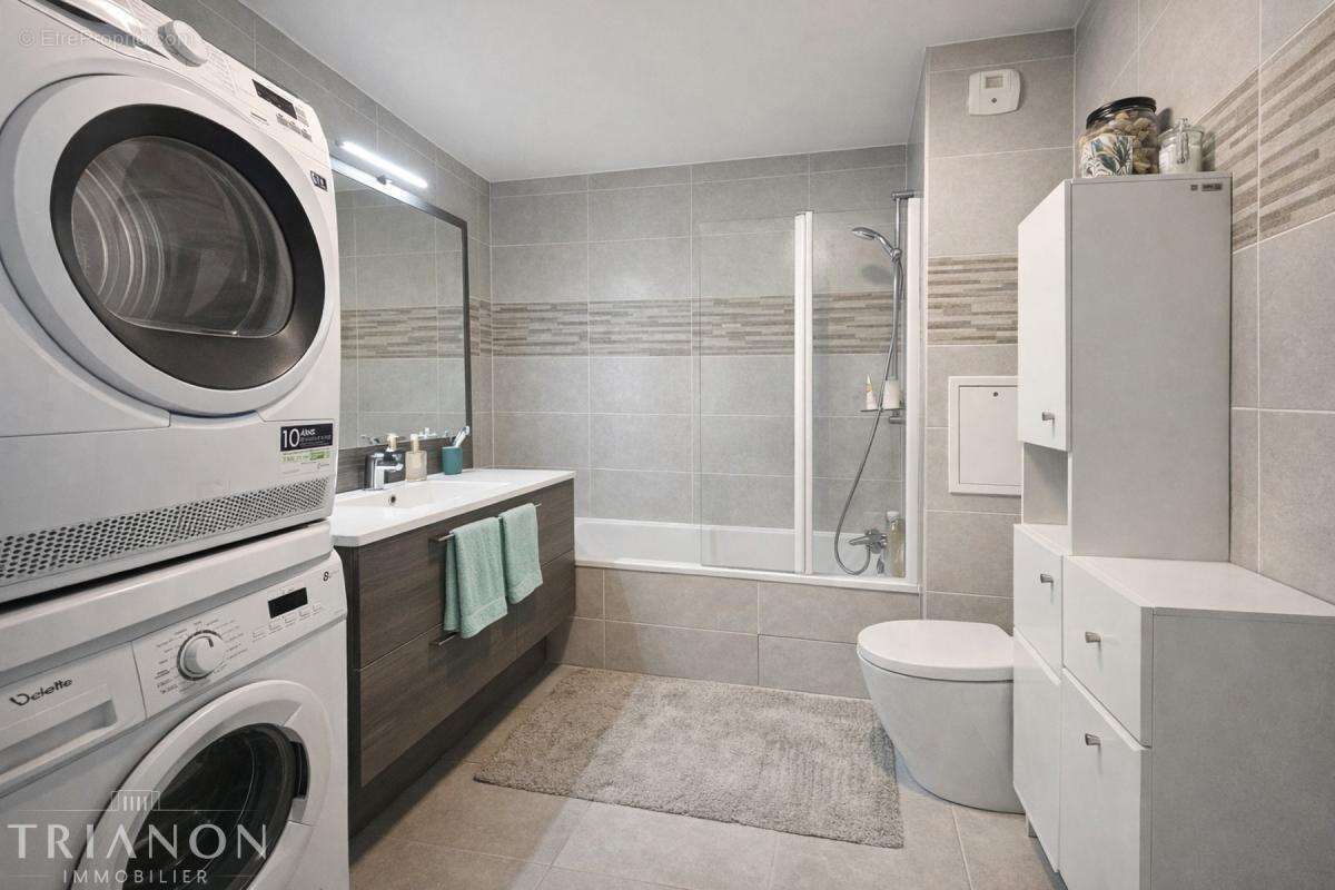 Appartement à SURESNES