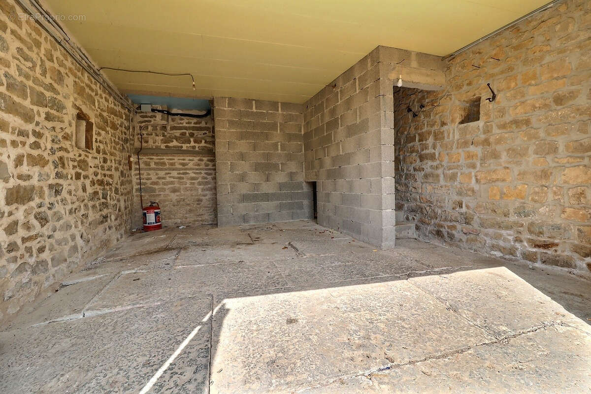CHARRECEY, maison en pierres avec dépendances et terrain - photo 15