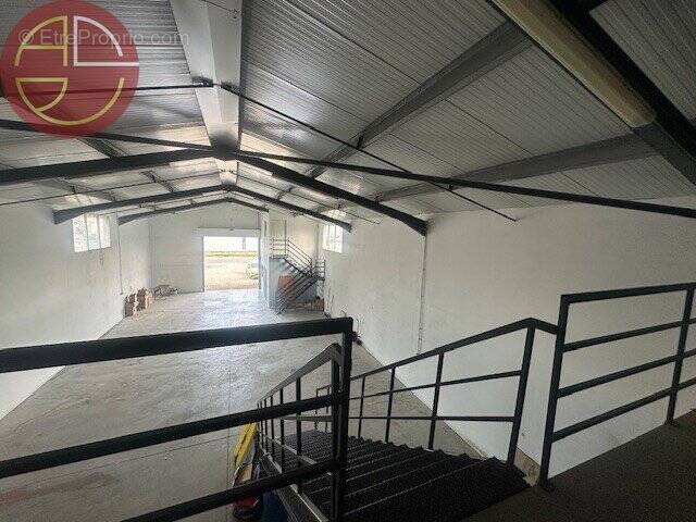 Commerce à LESPINASSE