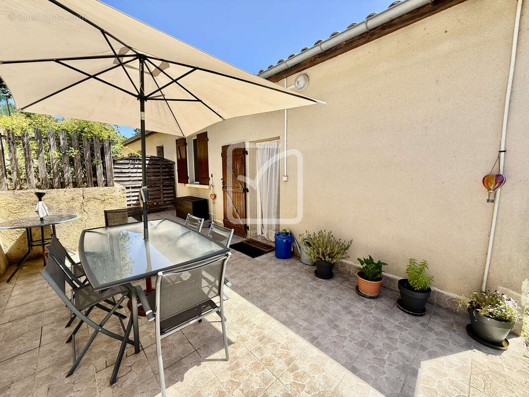 Ensemble immobilier de 2 maisons à vendre à Sarlat - photo 6