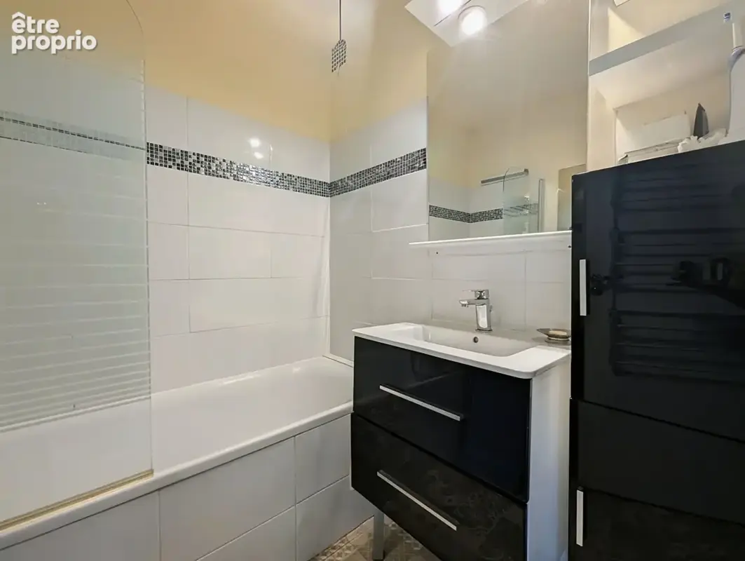 FONTENAY-AUX-ROSES - Appartement 2 pièces de 46 m² avec cave - photo 7