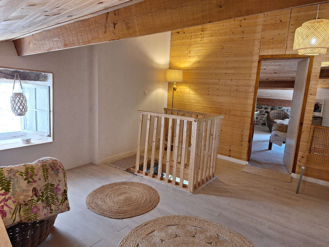 Maison à CHALENCON