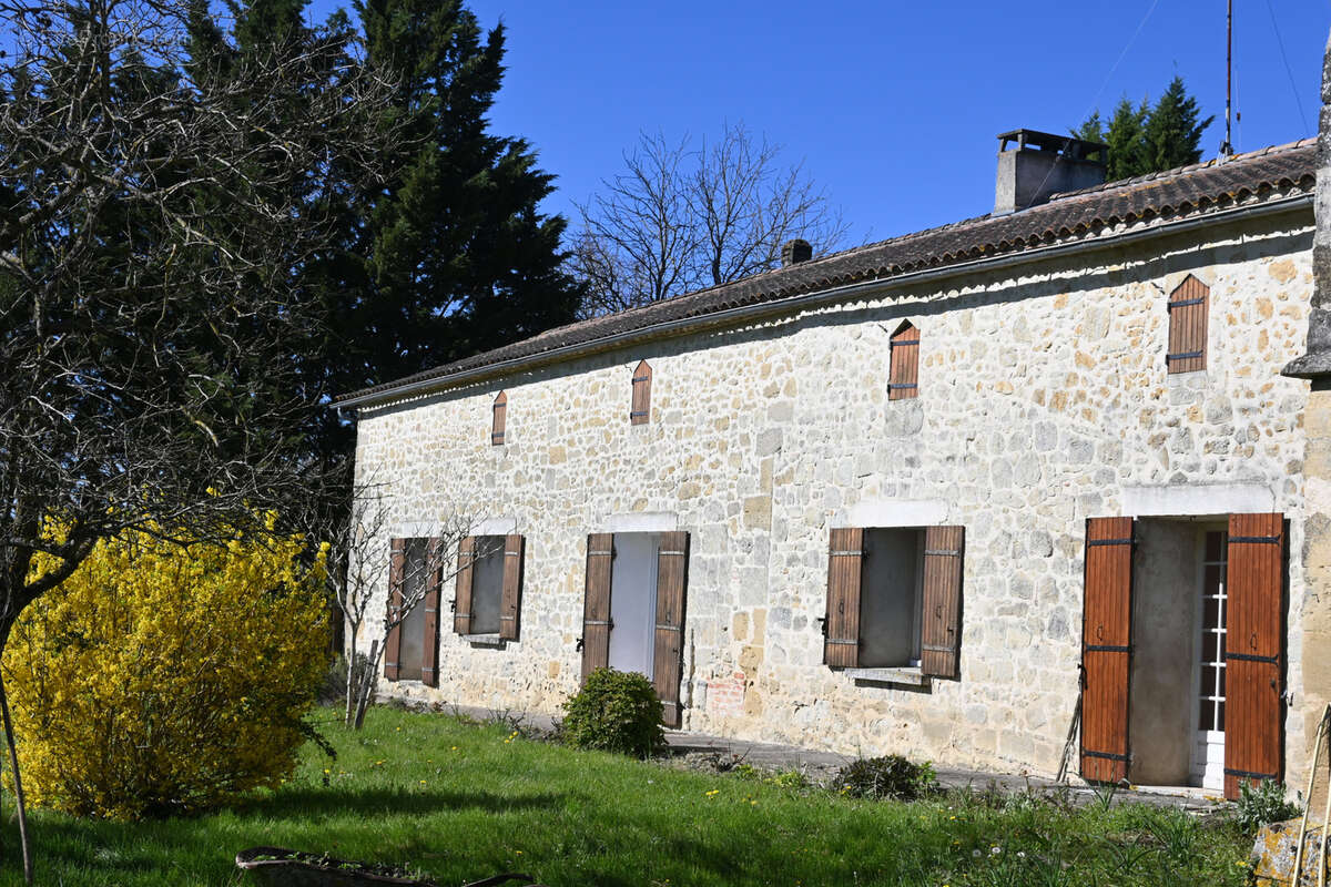Maison à SAINT-PARDOUX-ISAAC