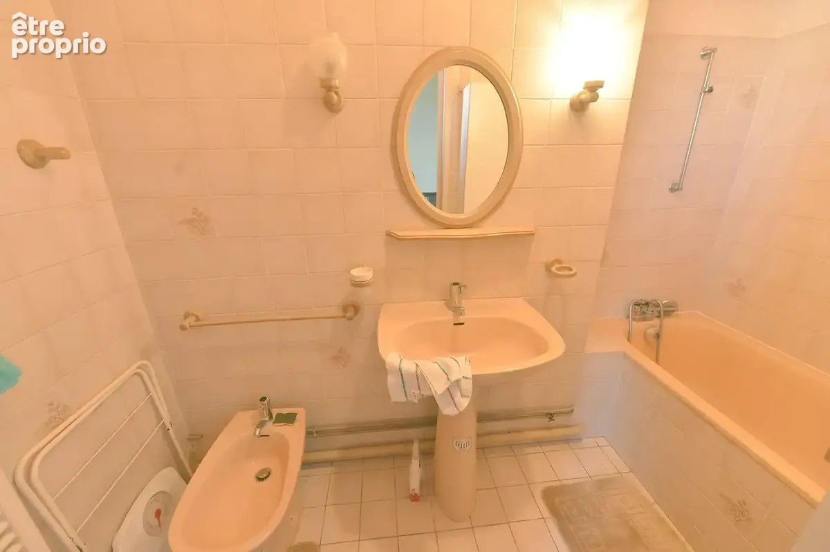 Maison 150 m² à Saint-Georges-De-Didonne  - photo 8