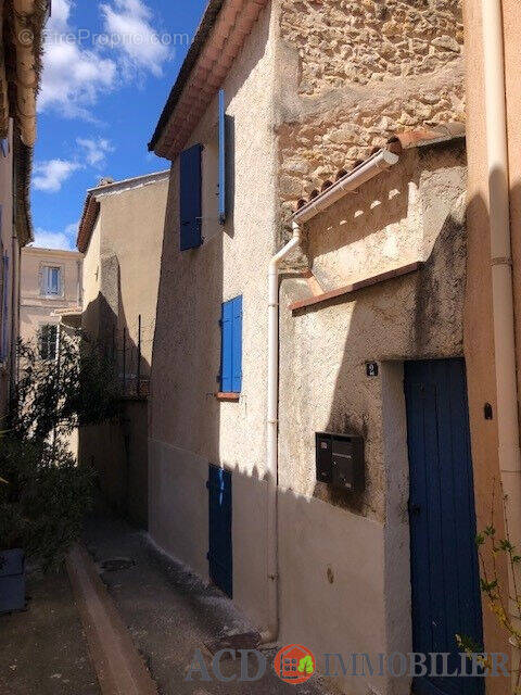 Appartement à VELAUX