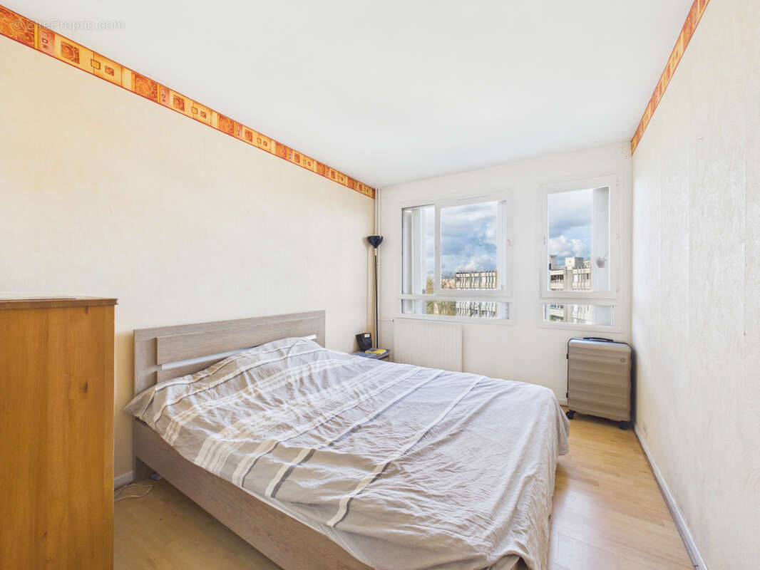 Appartement à SARTROUVILLE