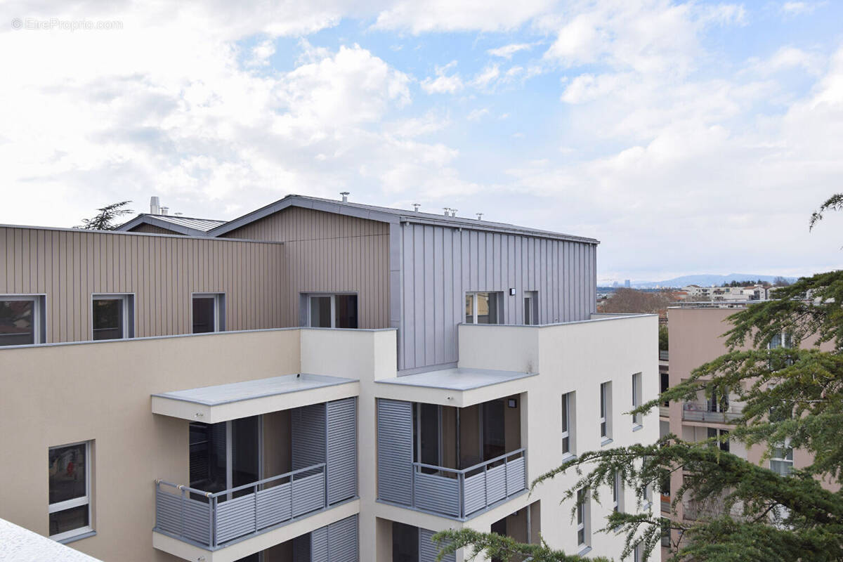 Appartement à TASSIN-LA-DEMI-LUNE