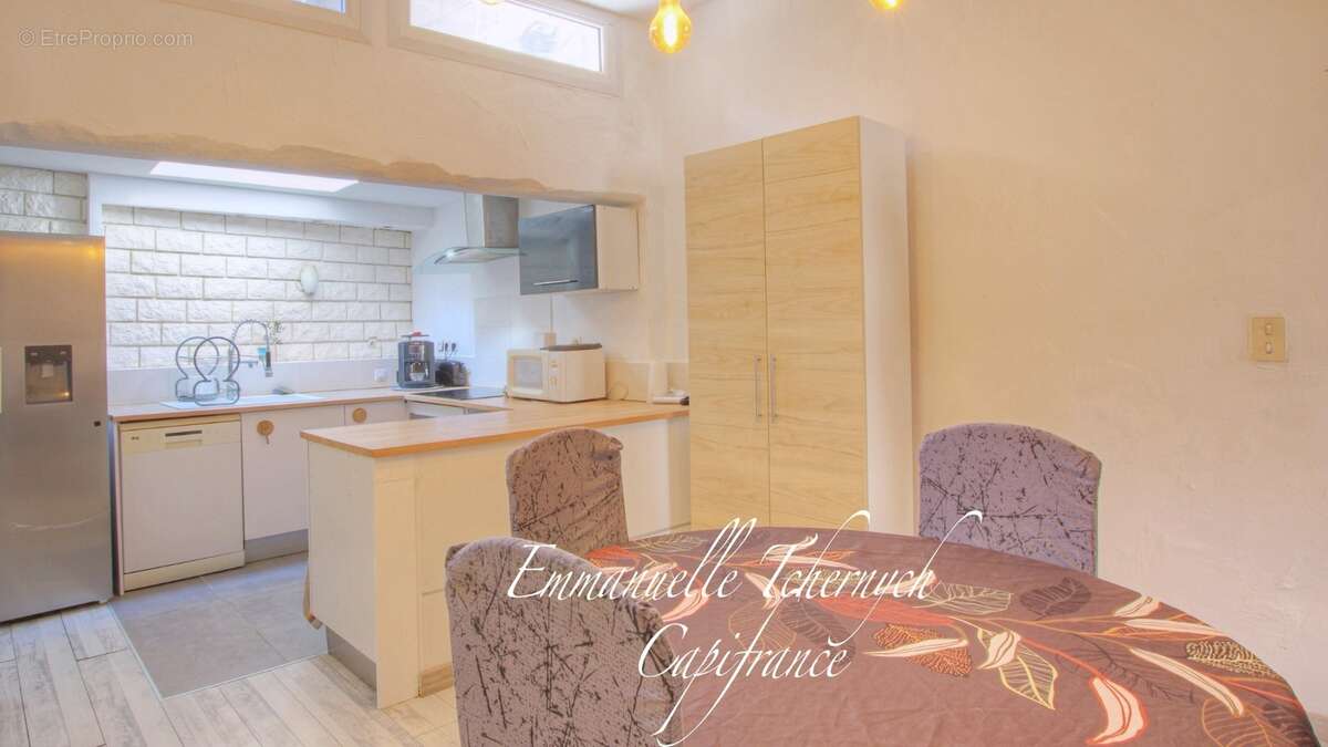 Maison T4 de ville de caractère – 95 m² – Cœur de Miramas (13) - photo 4