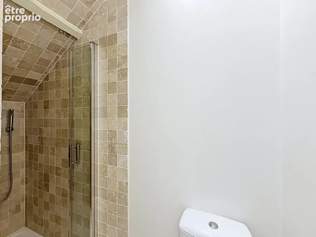 FONTAINEBLEAU - Maison de ville de 107 m² entièrement rénovée - photo 15