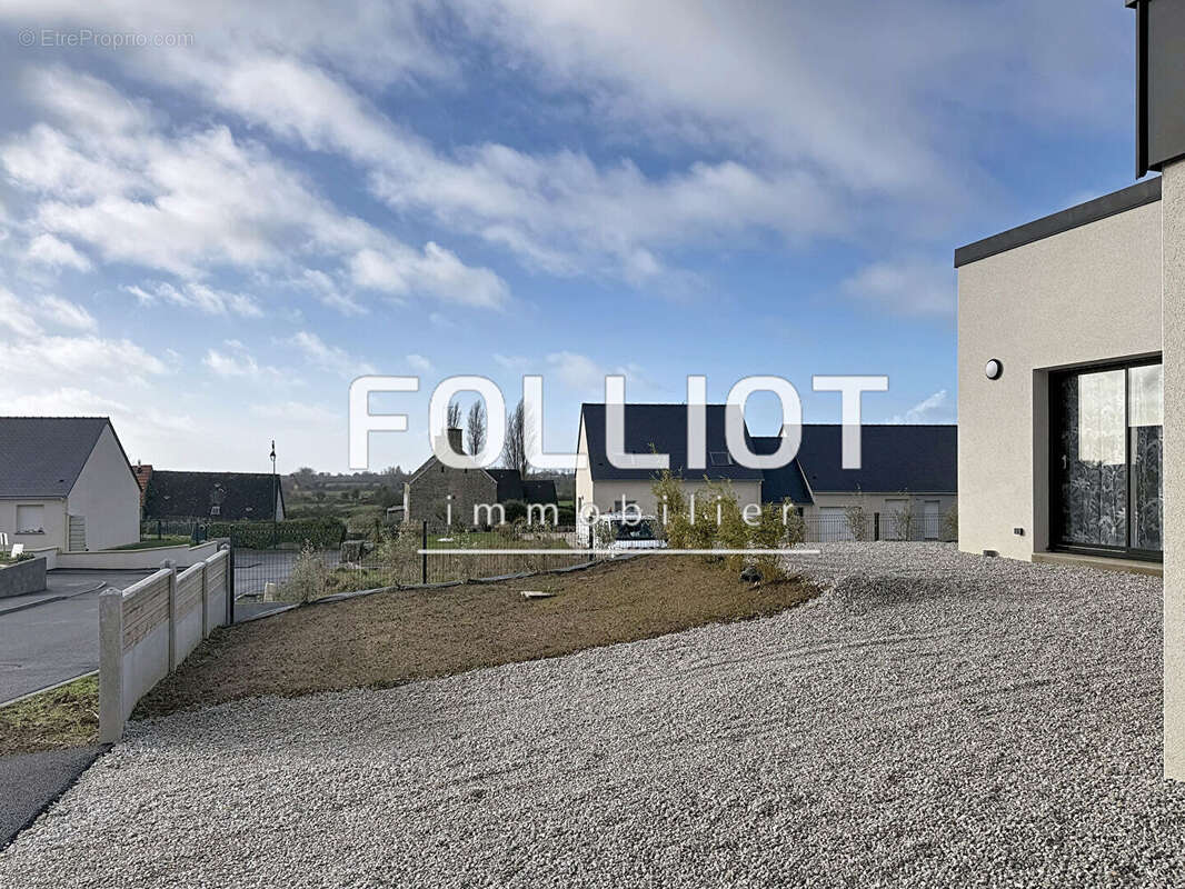 Maison à SAINT-GEORGES-DE-LA-RIVIERE