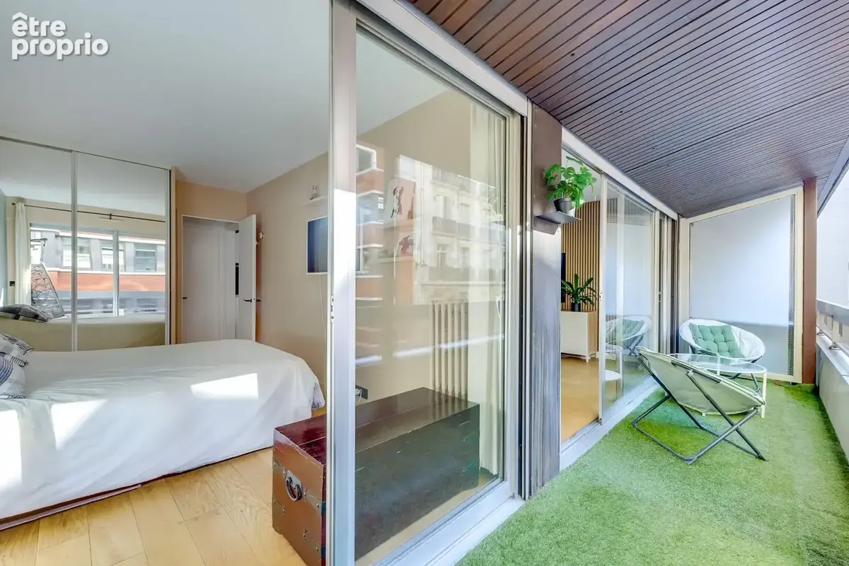 Appartement T2 avec balcon entièrement rénové - photo 5