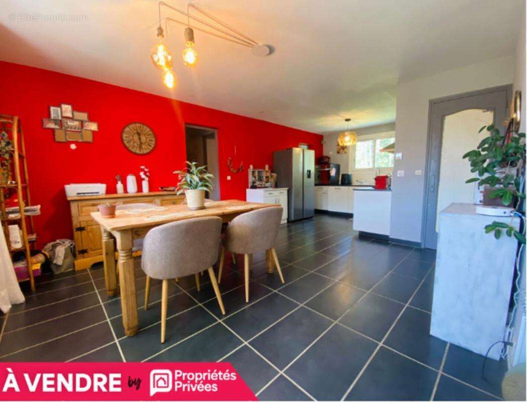 Appartement Digne Les Bains 4 pièce(s) 80.35 m2 - photo 2