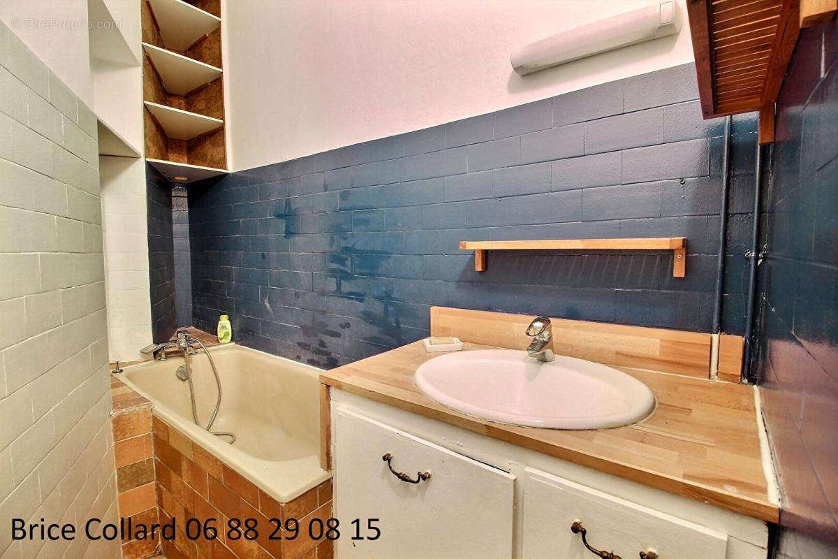 Appartement à PARIS-10E