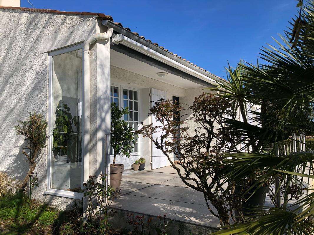 Maison à LA JARRIE