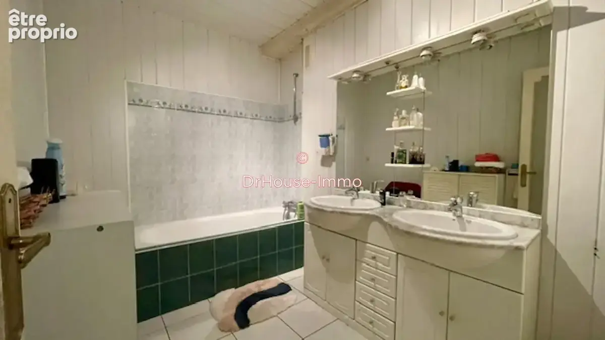 Appartement 5 pièces 109 m² à vendre à Le Raincy (93340) - photo 9