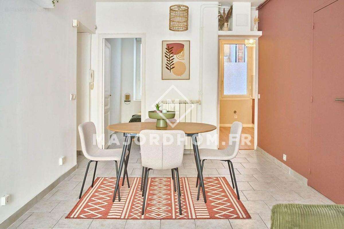 Appartement à MARSEILLE-2E
