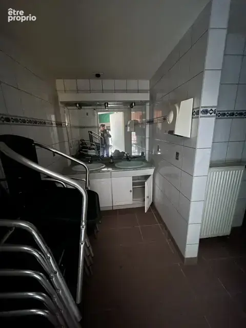 Local commercial + caves - photo 7