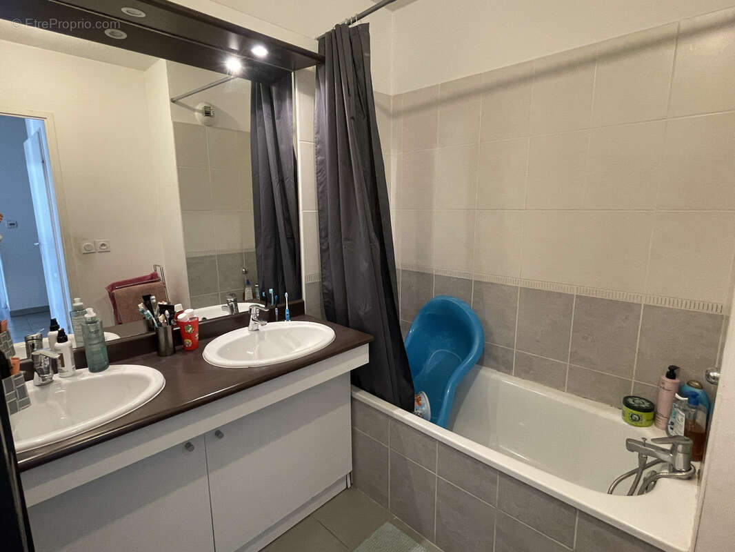 Appartement à MARSEILLE-13E