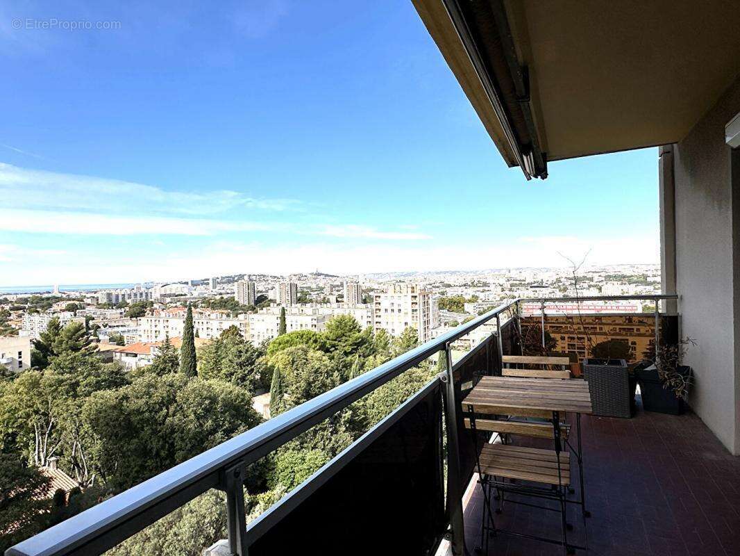 Appartement à MARSEILLE-10E