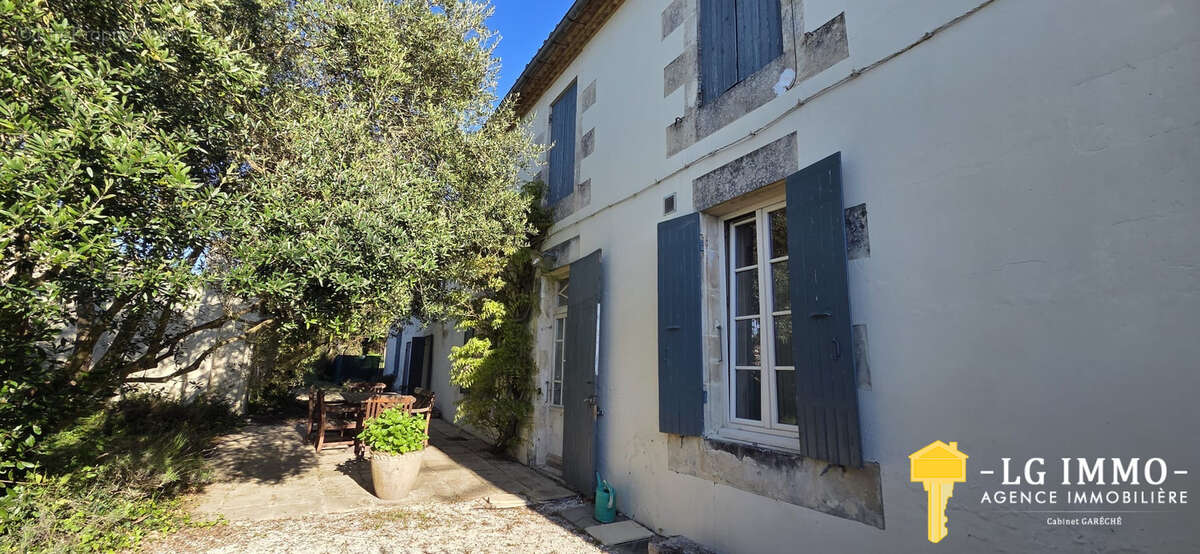 Maison de 118 m2 avec jardin et dépendances - photo 4