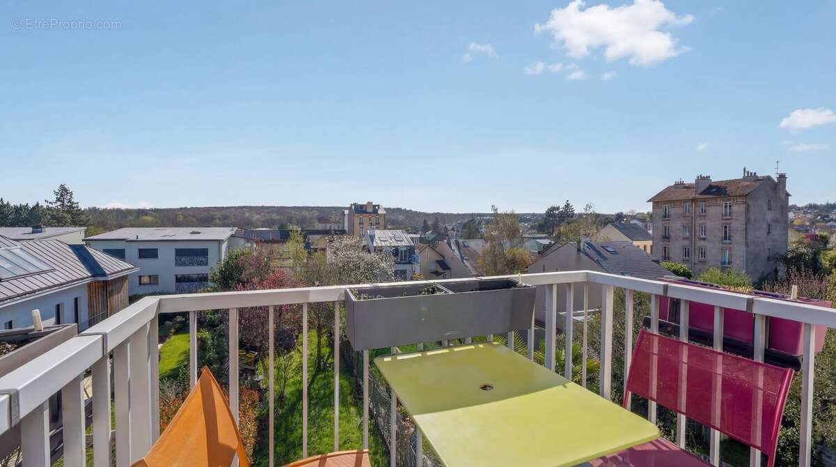 Appartement à GARCHES