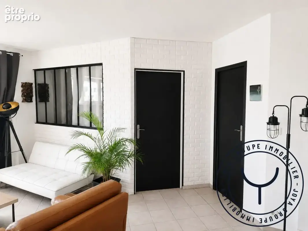 Appartement 4 pièces 88 m² à vendre à Saint-Julien-Les-Villas (10800) - photo 7