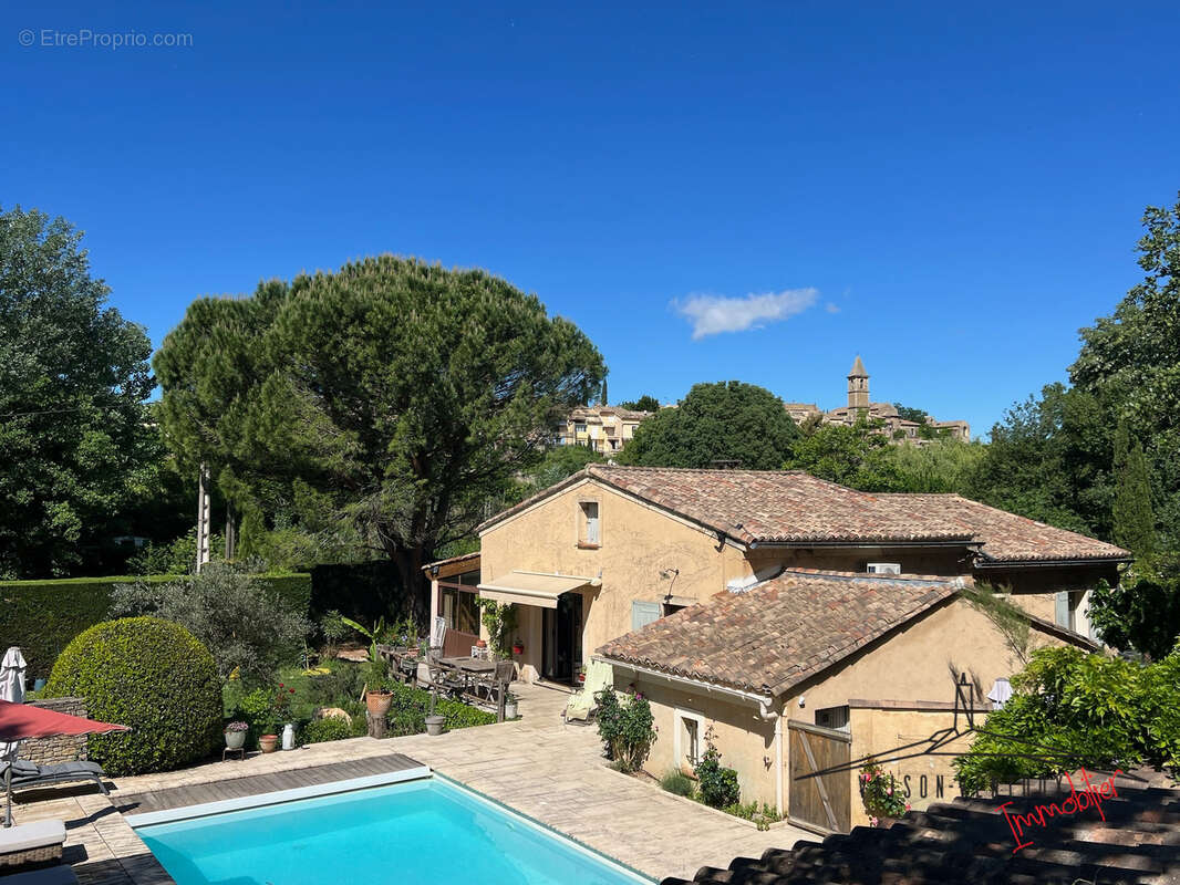 Maison à MIRABEL-AUX-BARONNIES