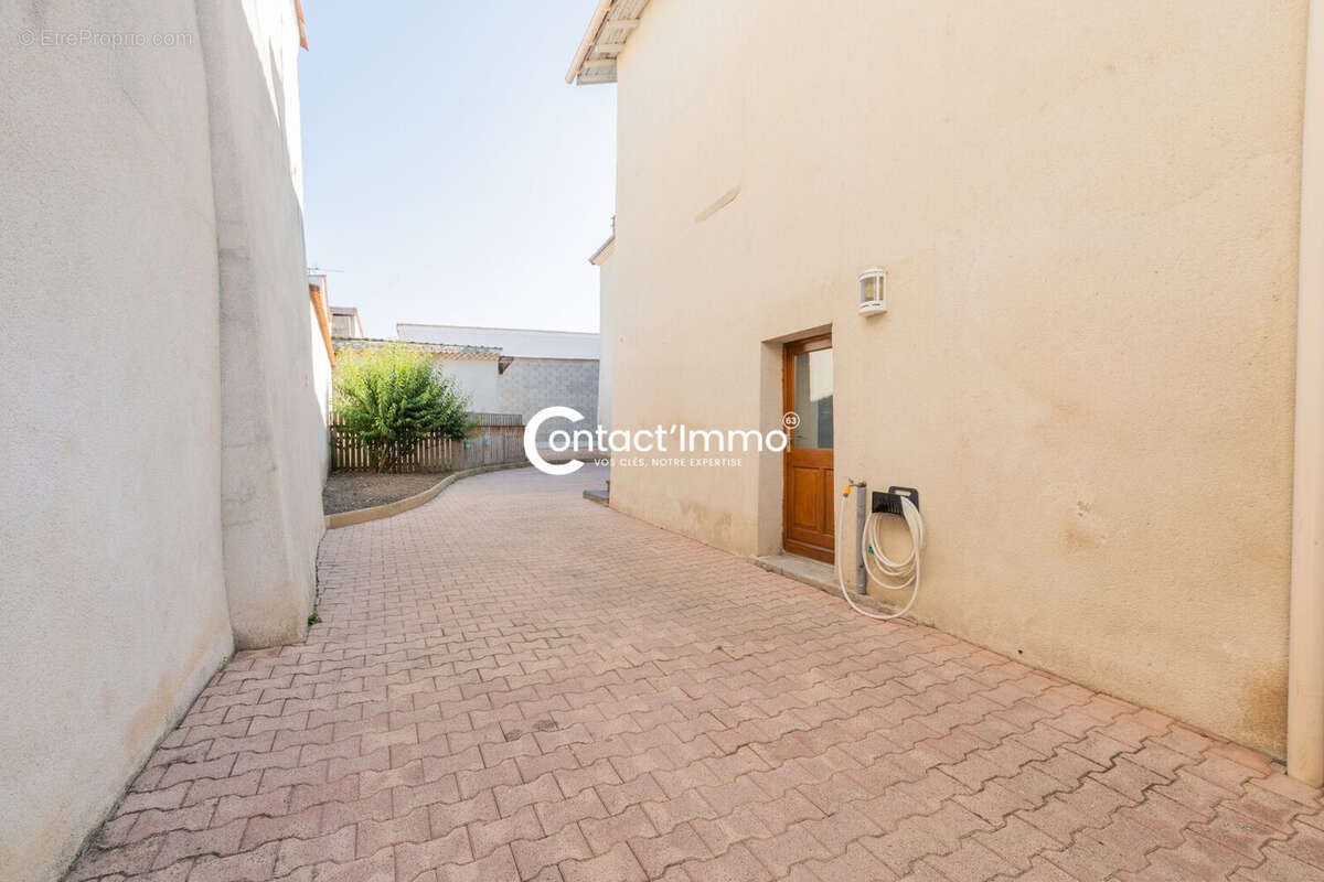 Maison 109 m² à Moissat  - photo 5