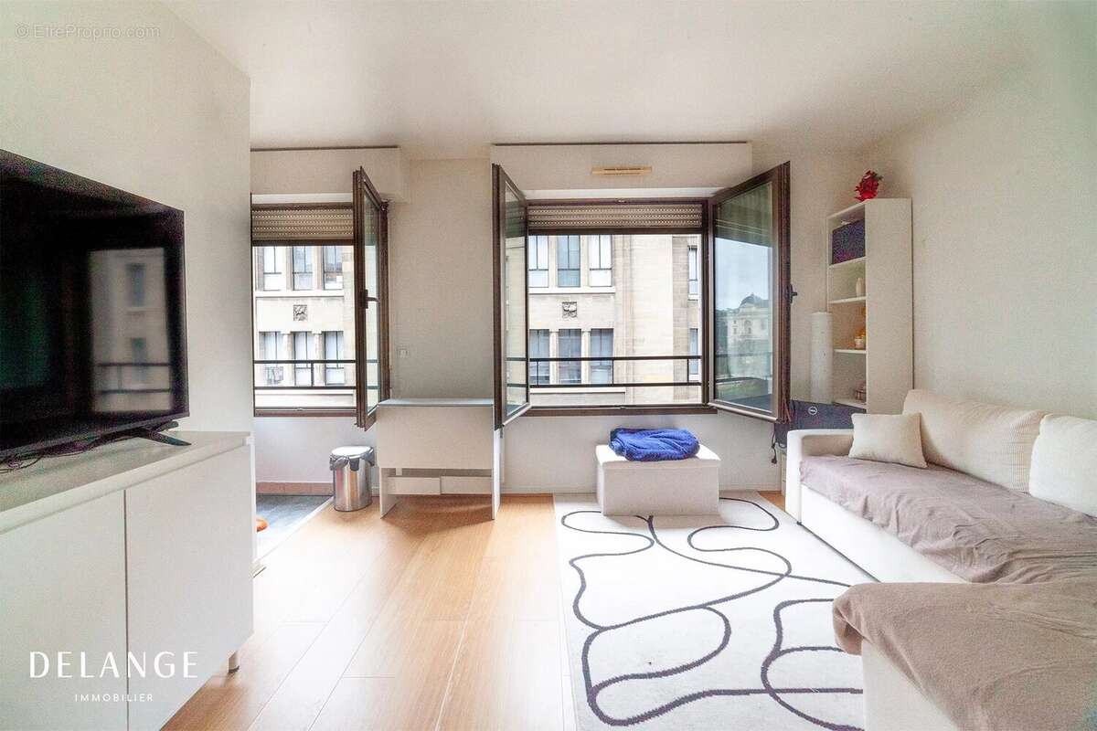 Appartement à PARIS-5E