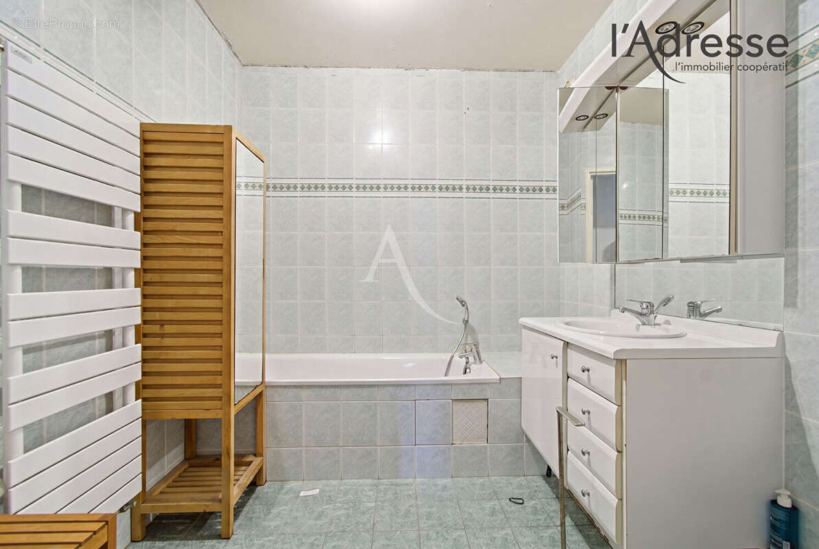 Appartement à SURESNES