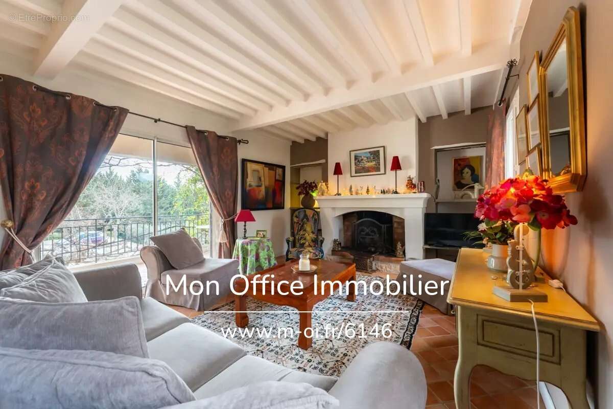 Maison à LOURMARIN