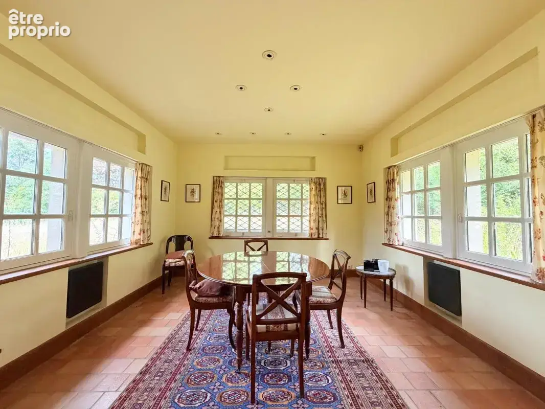 ST REMY L'HONORE - Maison 7p - 202m² - photo 4