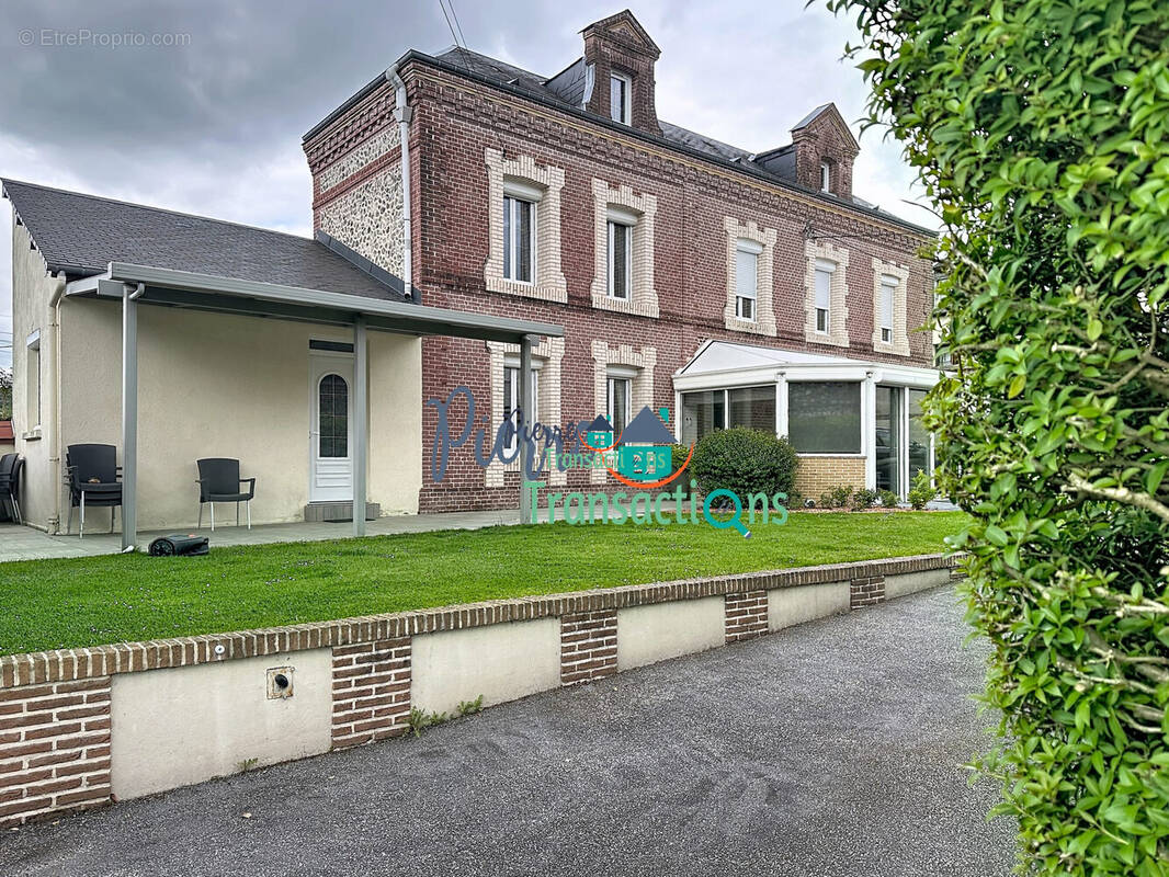 Maison à LILLEBONNE