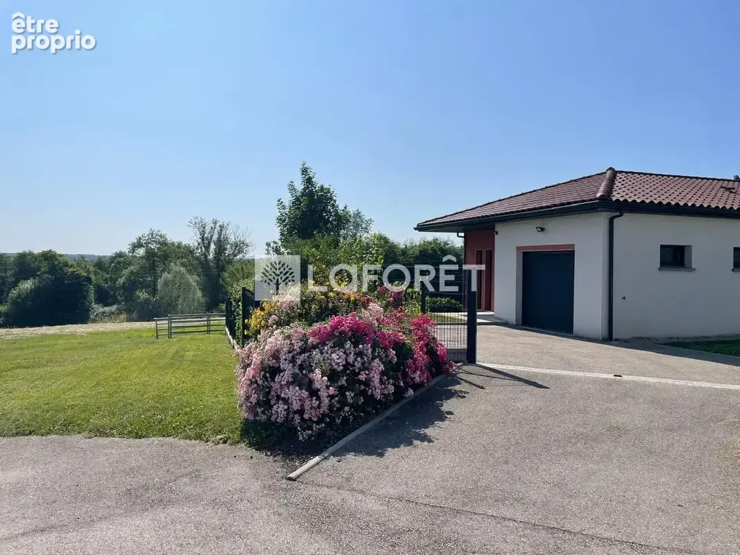 Maison Viriat 6 pièce(s) 110.79 m2 - photo 3