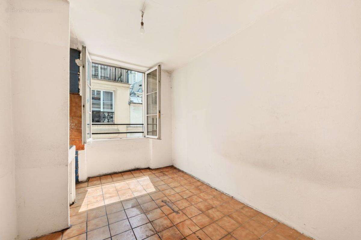 Pièce 16 rue Marie Stuart - photo 4