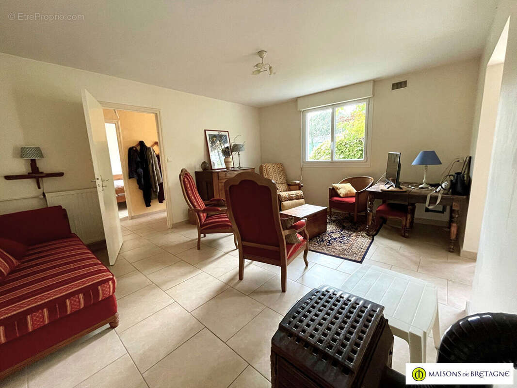 Maison à LE TREVOUX