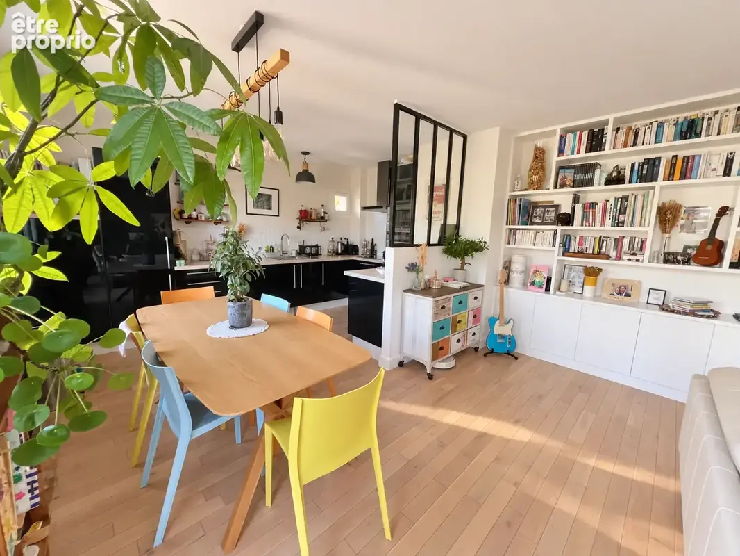Magnifique Appartement au dernier étage, 4 chambres, Cheminée, balcon et parking - photo 4