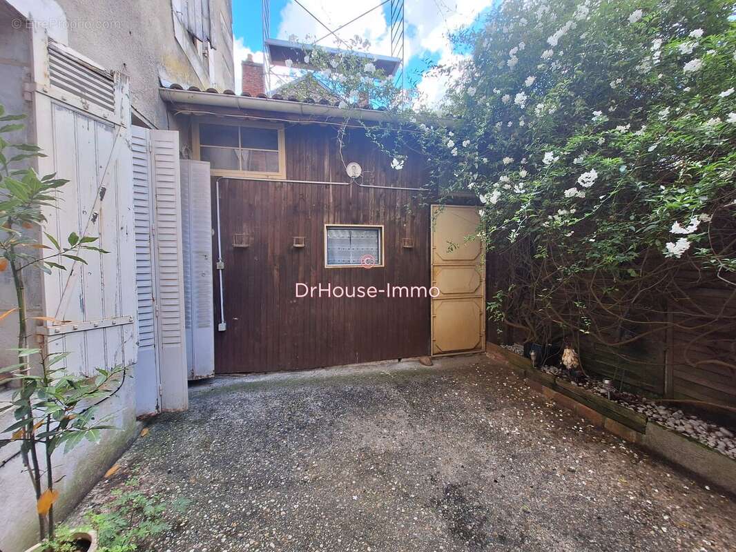 Appartement 165 m² à Perigueux  - photo 2