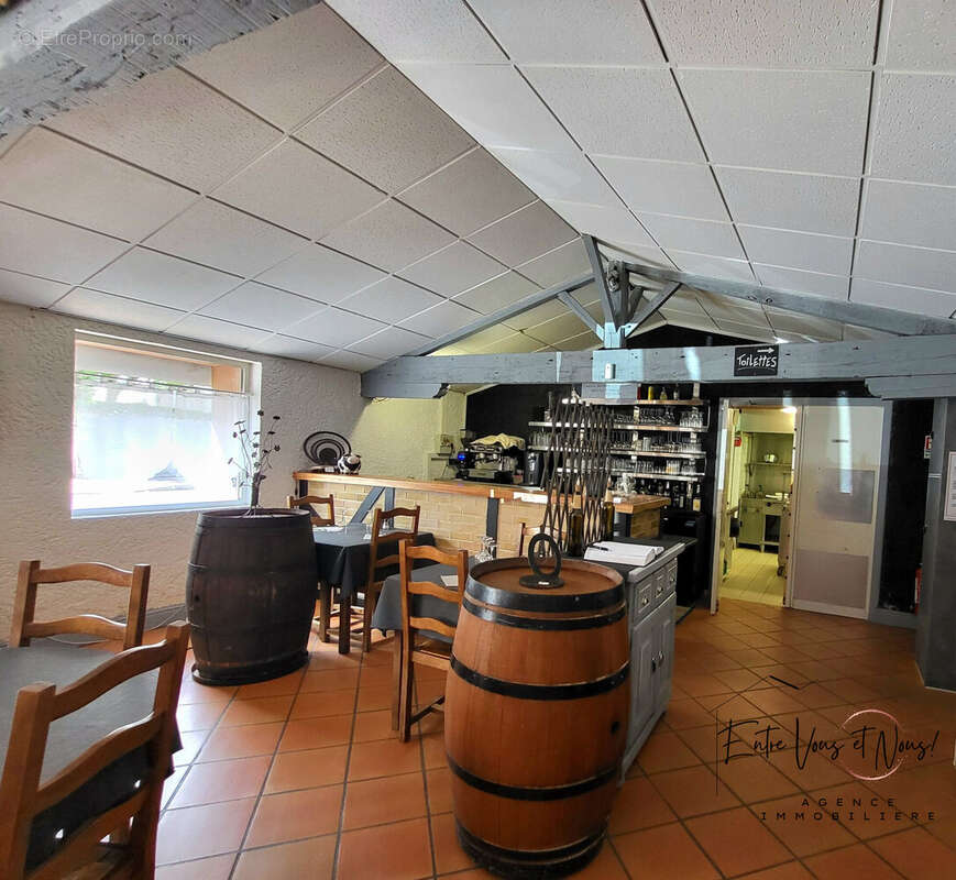 295 m² à Bordeaux  - photo 2