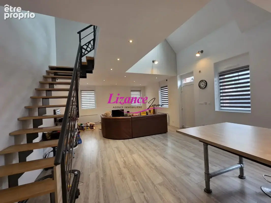 Maison 130 m² à Fressain  - photo 3