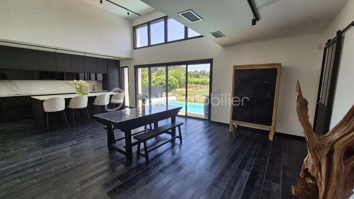 Maison à SAINT-CYPRIEN