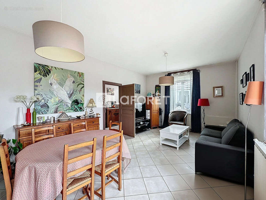 Maison à CASTELSARRASIN