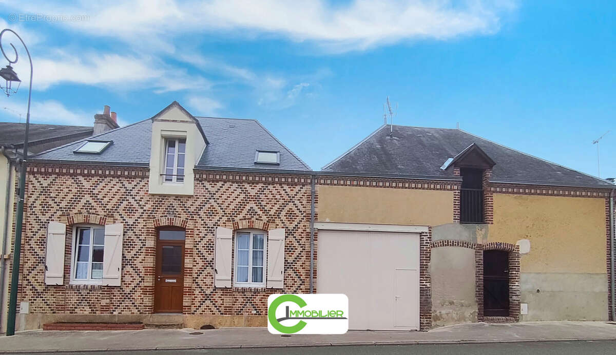 Maison à VIBRAYE