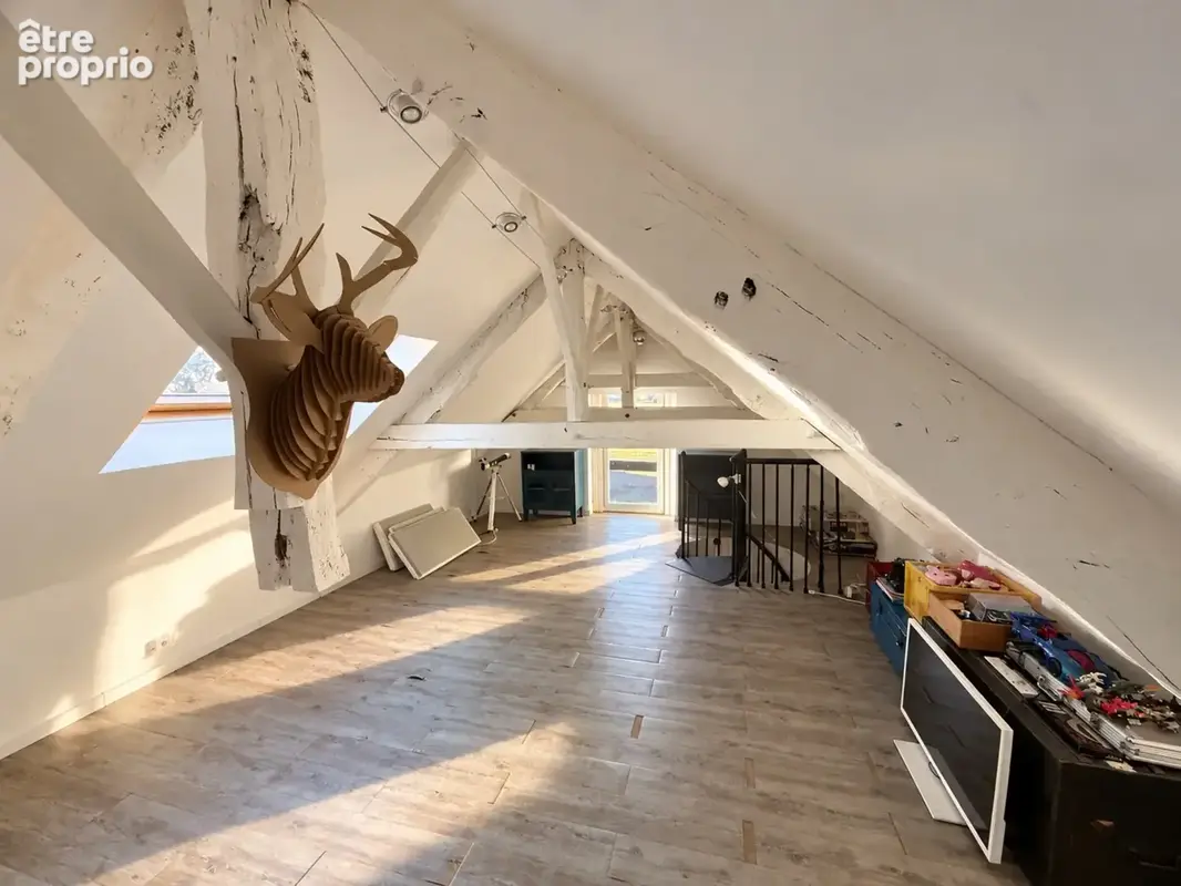 Maison familiale en pierres de caractère – 205 m² – 4 chambres – Jardin de 1 000 m² – Bréhan - photo 17