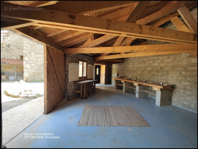 Maison familiale + dépendances à Saint Eloi en Creuse - photo 59