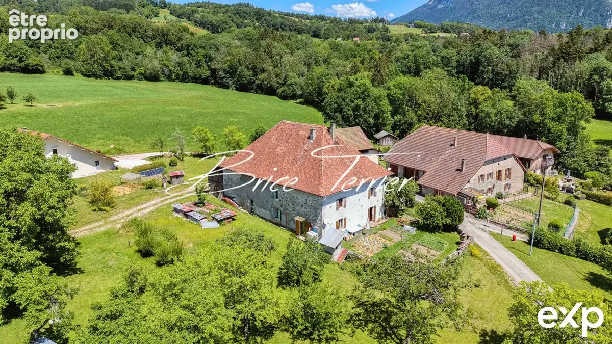 Maison 5 pièces 133 m² à vendre à Evires (74570) - photo 2