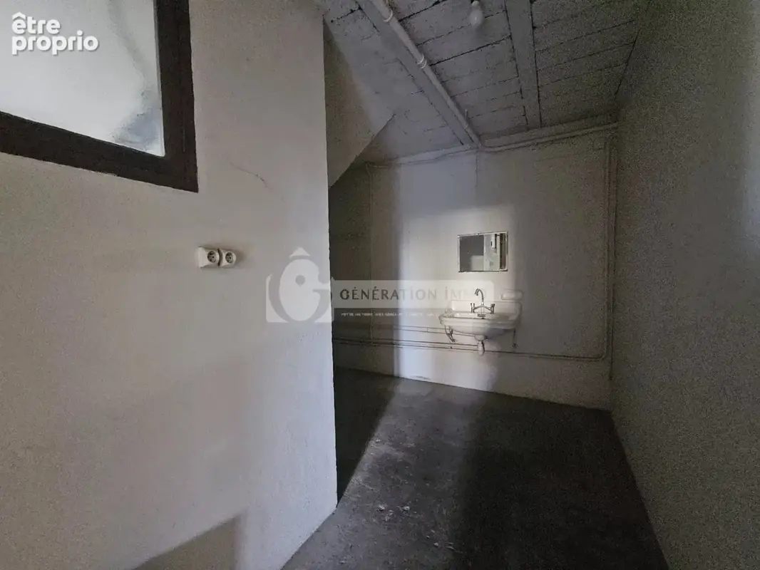 RAPHÈLE LES ARLES - Maison familiale de 226 m2 A - photo 9