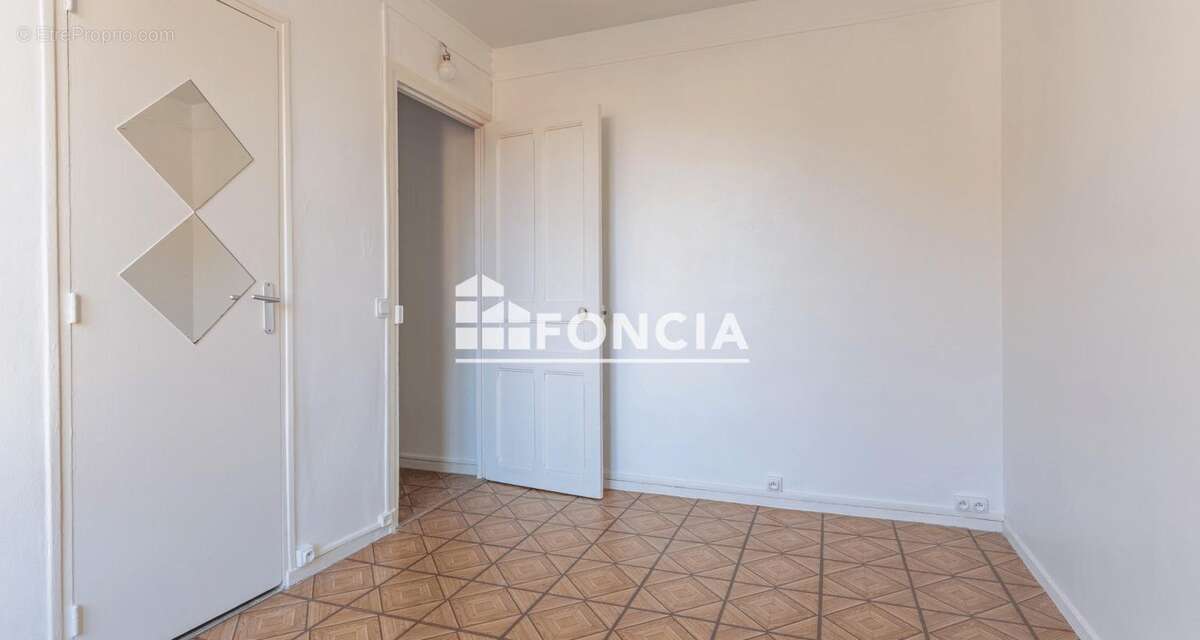 Appartement à BAGNEUX