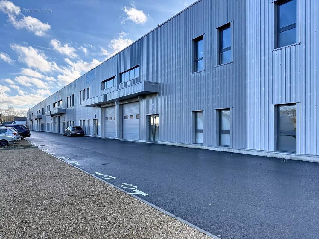 Commerce à BOURGOIN-JALLIEU