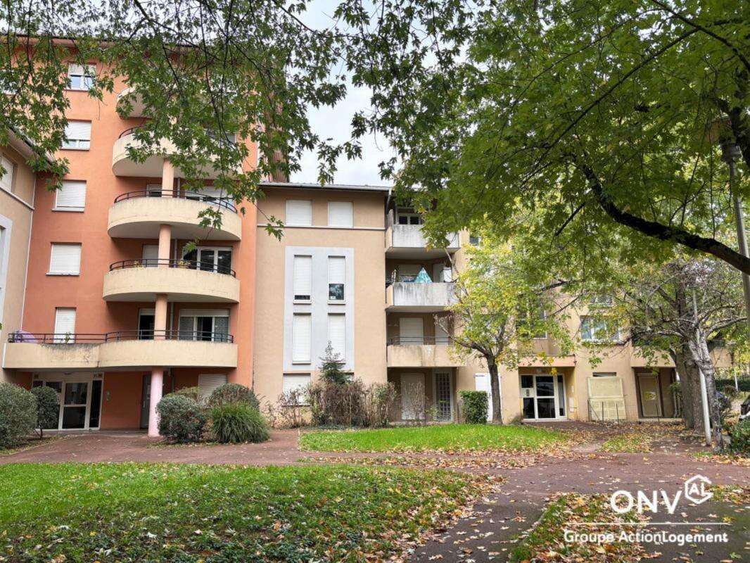 Appartement à L'ISLE-D'ABEAU